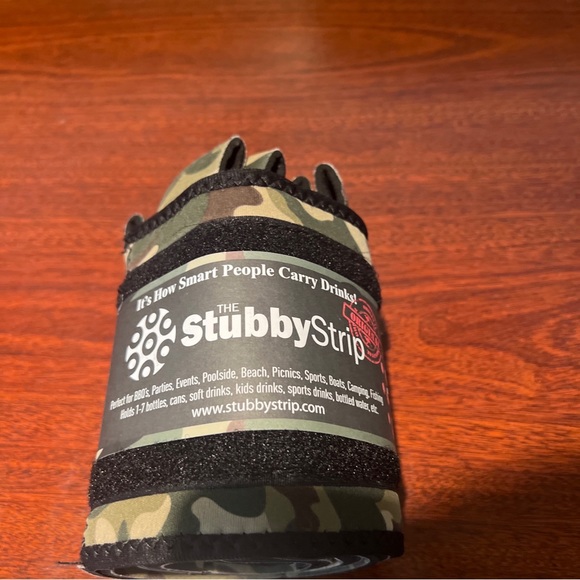 NEW STUBBY STRIP DRINK CARRIER HOLDER w/ STRAP - Picture 2 of 3